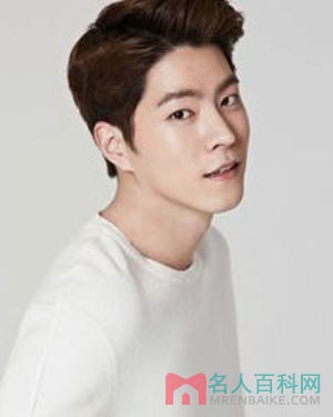 洪宗玄(홍종현,Hong Jong Hyun)