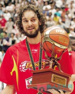 保罗·加索尔(Pau Gasol)